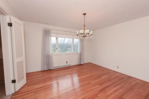 10554 Knollview Dr, Evendale, OH 45241 photo 7