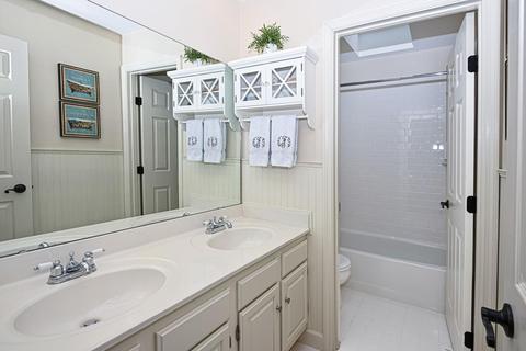 4166 Ashley Oaks Dr, Cincinnati, OH 45227 photo 35