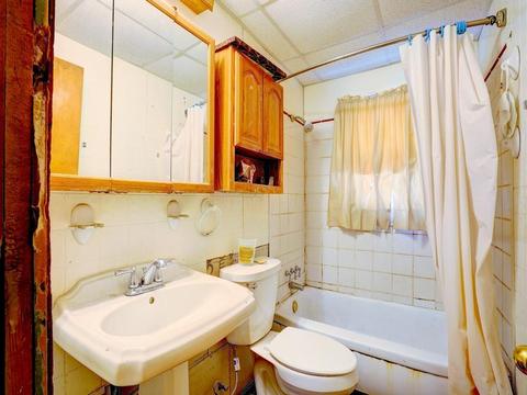 1046 Elda Ln, Cincinnati, OH 45224 photo 6