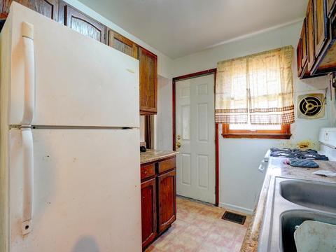 1046 Elda Ln, Cincinnati, OH 45224 photo 5