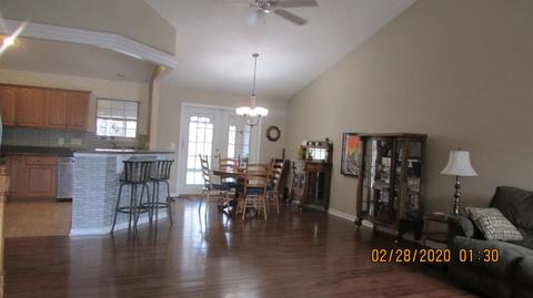 3072 Limestone Cir, Cincinnati, OH 45239 photo 6
