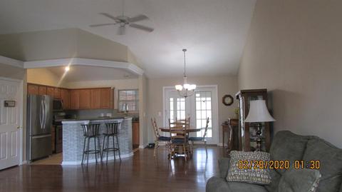 3072 Limestone Cir, Cincinnati, OH 45239 photo 8