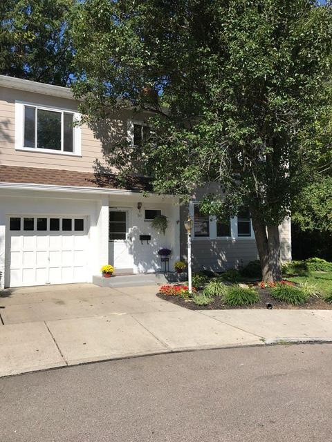 34 Brompton Ln, Greenhills, OH 45218 photo 3