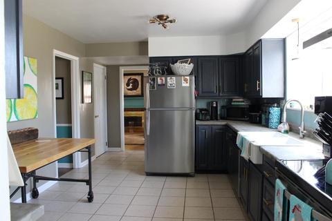 134 Junedale Dr, Greenhills, OH 45218 photo 17