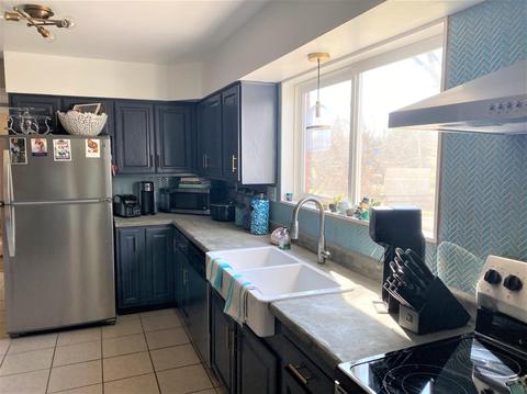 134 Junedale Dr, Greenhills, OH 45218 photo 18