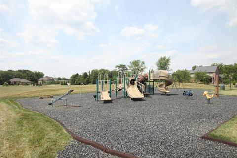 1291 Tecumseh Dr, Hamilton Township, OH 45039 photo 46