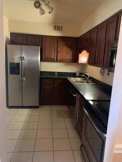 512 Arbor Pl, Cincinnati, OH 45255 photo 8