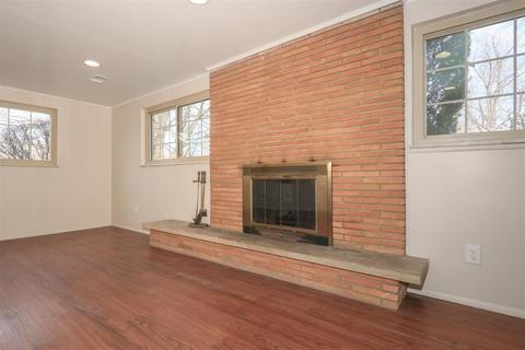 1018 Newcastle Dr, Cincinnati, OH 45231 photo 11