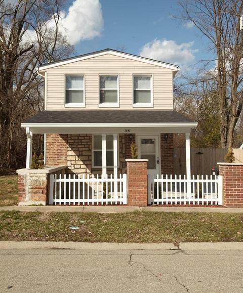 2042 Third Ave, Cincinnati, OH 45224 photo 1