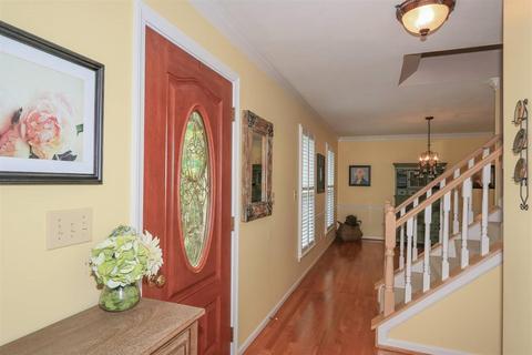 1024 Stream Ridge Ln, Cincinnati, OH 45255 photo 3