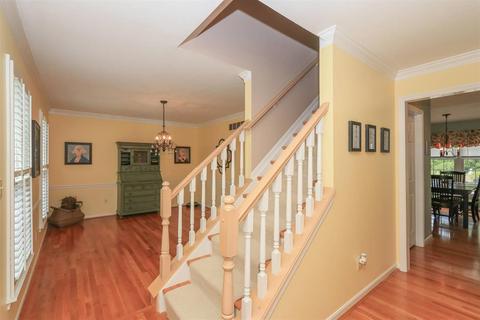 1024 Stream Ridge Ln, Cincinnati, OH 45255 photo 4