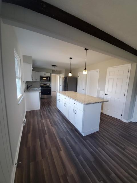 8107 Ashgrove Dr, Cincinnati, OH 45244 photo 3