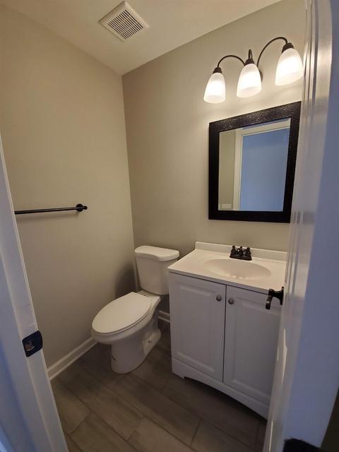 8107 Ashgrove Dr, Cincinnati, OH 45244 photo 8