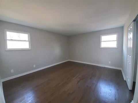 8107 Ashgrove Dr, Cincinnati, OH 45244 photo 12