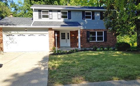 8107 Ashgrove Dr, Cincinnati, OH 45244 photo 1