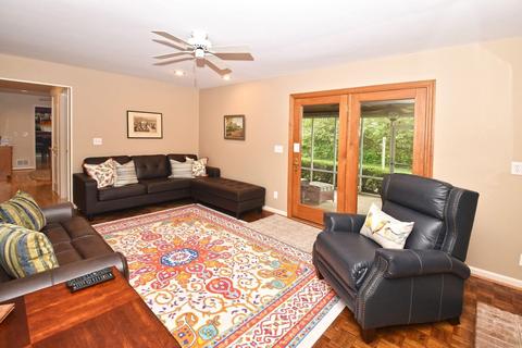 9489 Fallson Ct, Blue Ash, OH 45242 photo 8