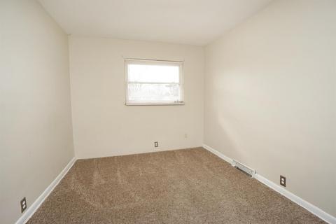 8675 Pringle Dr, Cincinnati, OH 45231 photo 23