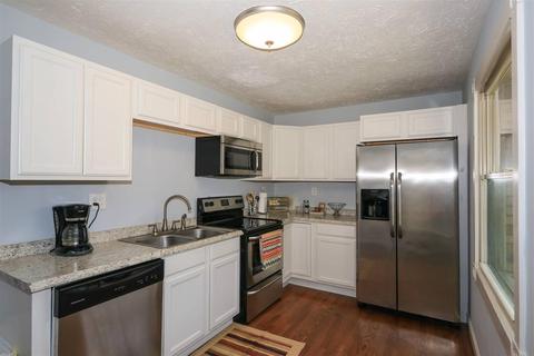 10 Hamlin Dr, Greenhills, OH 45218 photo 17