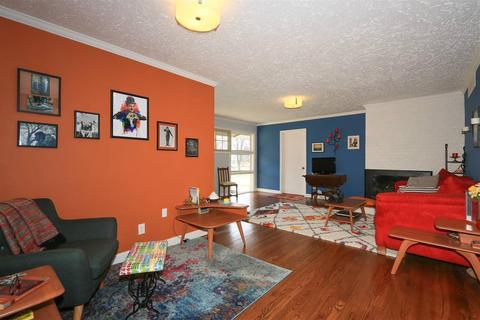 10 Hamlin Dr, Greenhills, OH 45218 photo 15