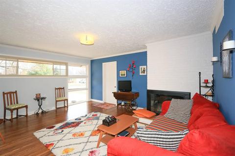 10 Hamlin Dr, Greenhills, OH 45218 photo 7