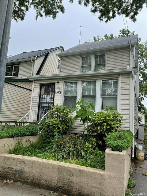 10 Hamlin Dr, Greenhills, OH 45218 photo 1