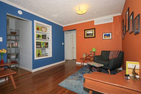 10 Hamlin Dr, Greenhills, OH 45218 photo 12