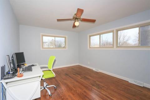 10 Hamlin Dr, Greenhills, OH 45218 photo 21