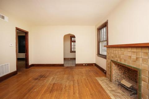 2735 Powell Dr, Cincinnati, OH 45211 photo 7
