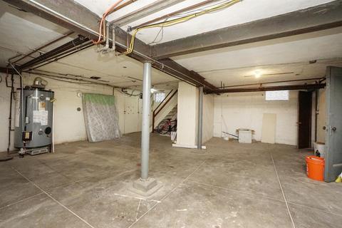 2735 Powell Dr, Cincinnati, OH 45211 photo 15