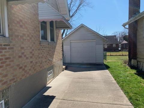6843 Buckingham Pl, Cincinnati, OH 45227 photo 10