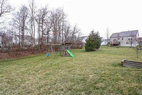 887 Ellery Dr, Cincinnati, OH 45245 photo 26
