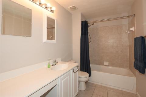 887 Ellery Dr, Cincinnati, OH 45245 photo 23