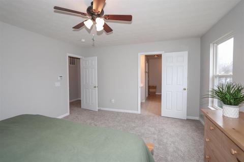 887 Ellery Dr, Cincinnati, OH 45245 photo 15