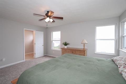 887 Ellery Dr, Cincinnati, OH 45245 photo 14