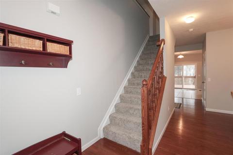 887 Ellery Dr, Cincinnati, OH 45245 photo 5