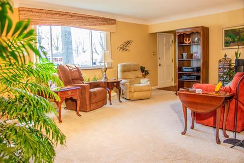 3752 Guam Ct, Cincinnati, OH 45236 photo 10