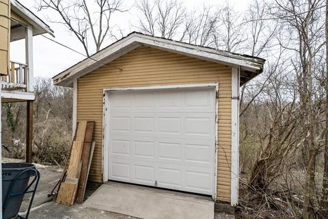3338 Cavanaugh Ave, Cincinnati, OH 45211 photo 24