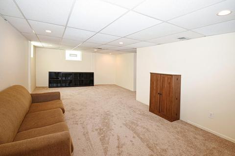 114 Junedale Dr, Greenhills, OH 45218 photo 21