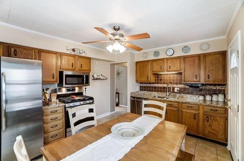 3675 Edgebrook Dr, Cincinnati, OH 45248 photo 9