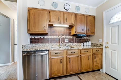 3675 Edgebrook Dr, Cincinnati, OH 45248 photo 10