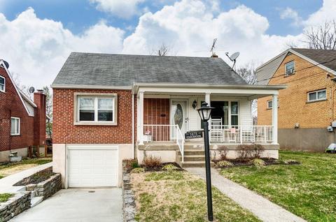 3675 Edgebrook Dr, Cincinnati, OH 45248 photo 3
