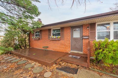 11524 Geneva Rd, Forest Park, OH 45240 photo 3