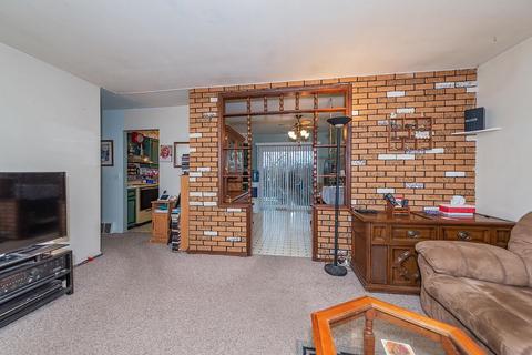 11524 Geneva Rd, Forest Park, OH 45240 photo 6