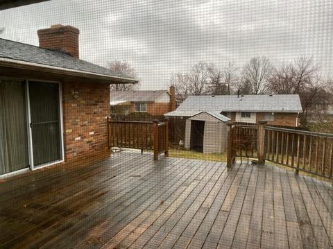 1090 Meadowind Ct, Cincinnati, OH 45231 photo 11