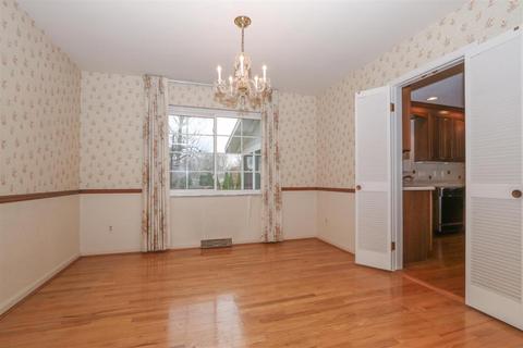 7659 Trailwind Dr, Montgomery, OH 45242 photo 9