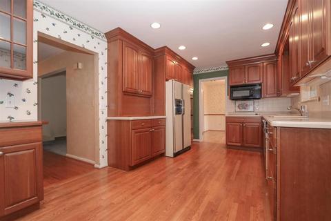 7659 Trailwind Dr, Montgomery, OH 45242 photo 14