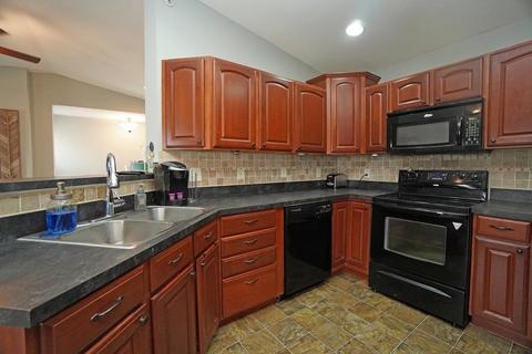 7662 Bridge Point Dr, Cincinnati, OH 45248 photo 9