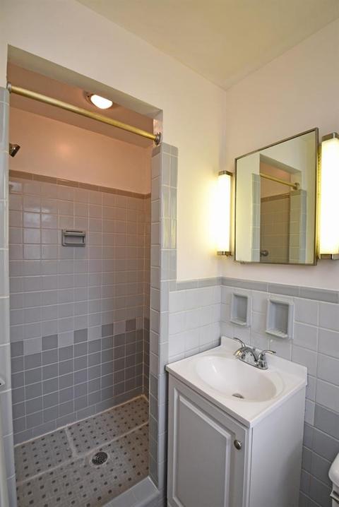 596 Sonny Ln, Cincinnati, OH 45244 photo 13