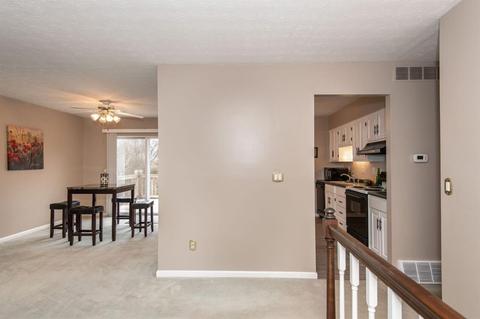 12083 Greystone Ct, Cincinnati, OH 45240 photo 6
