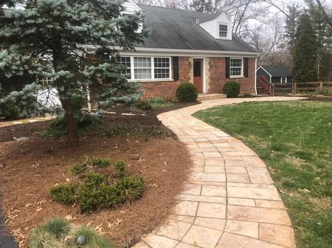 8945 Long Ln, Cincinnati, OH 45231 photo 2